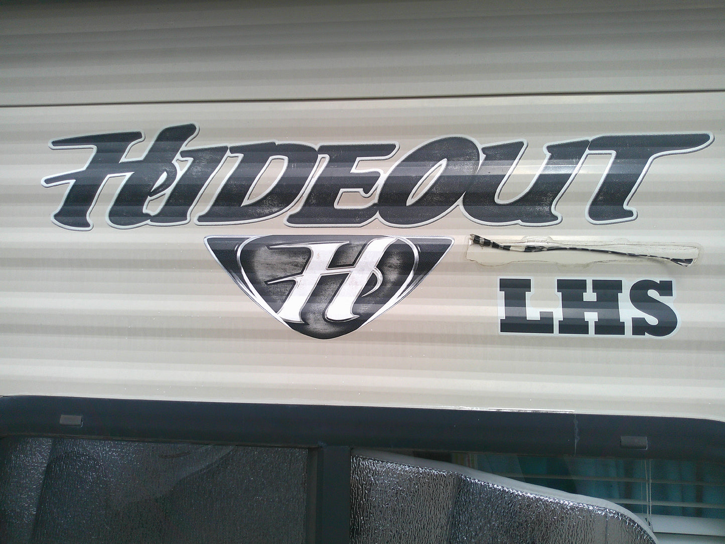 Keystone Hideout 178LHS Camper, USED, CLEAN TITLE, 21 ft., Electric lift, Back-Up Camera, Great Condition!