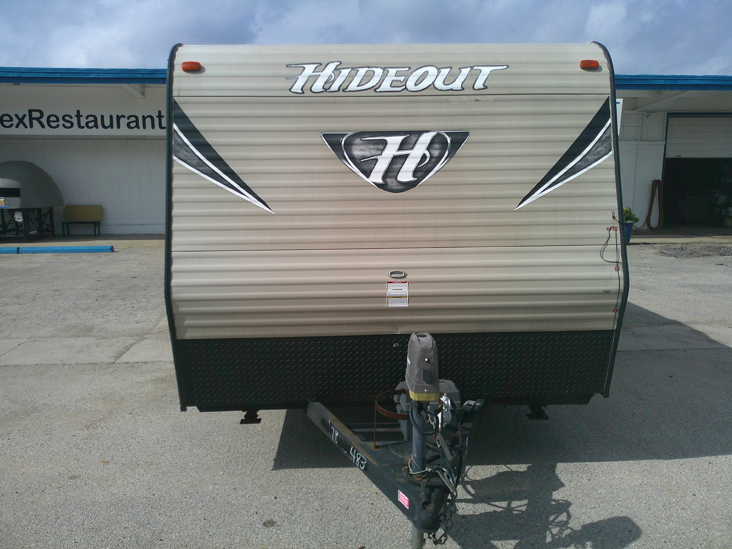 Keystone Hideout 178LHS Camper, USED, CLEAN TITLE, 21 ft., Electric lift, Back-Up Camera, Great Condition!