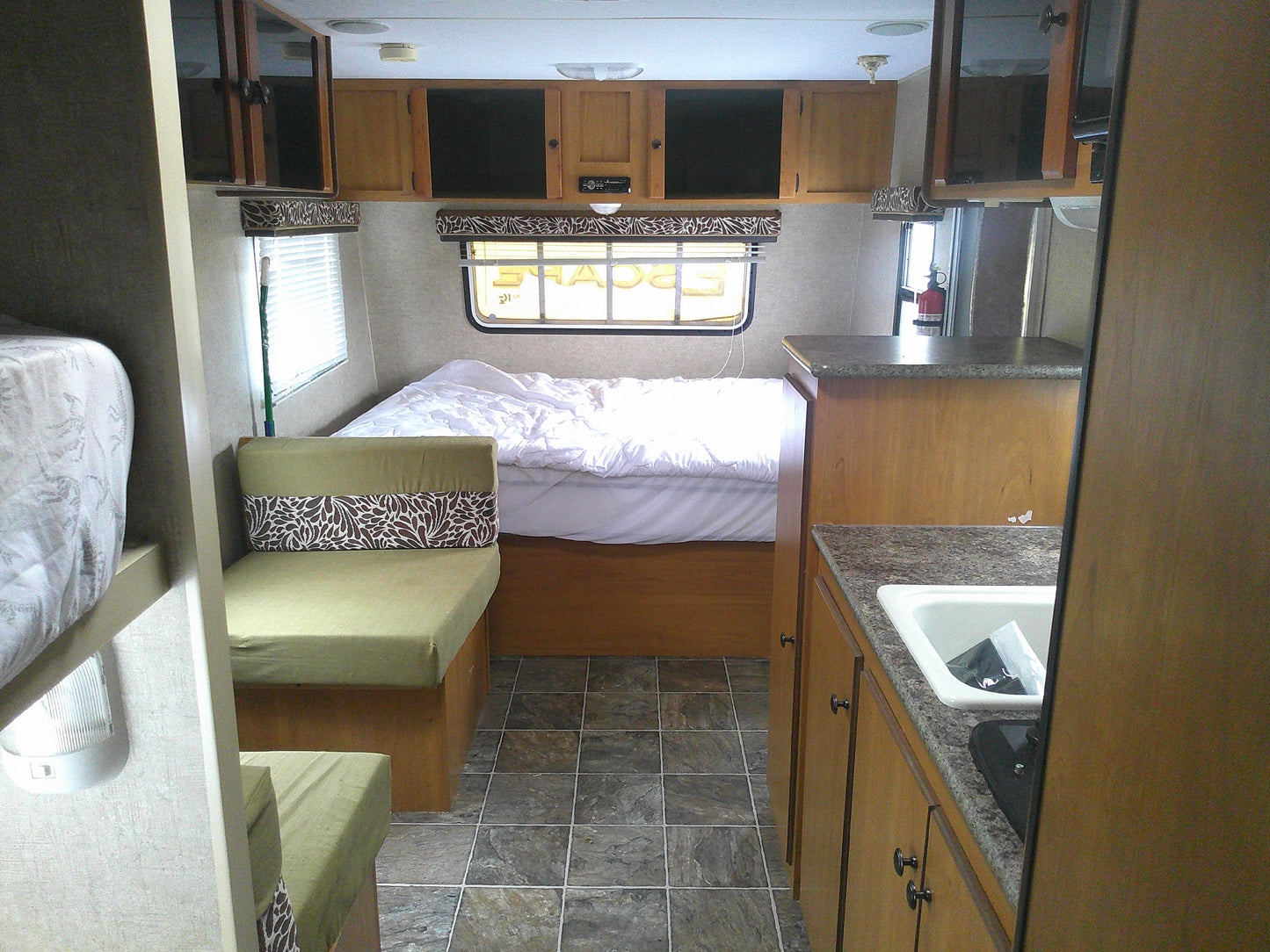 KZ Spree Escape E19BH Camper, USED, CLEAN TITLE, 19 ft., Bunk Beds, Awning, Great Condition!