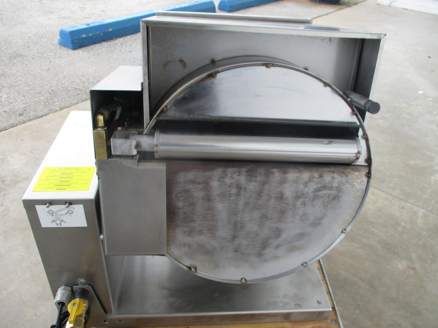 Cleveland KGT12T, 12 gal. Steam Kettle - Manual Tilt, 2/3 Jacket, 53,000 BTUs, Natural Gas, TESTED, #8420