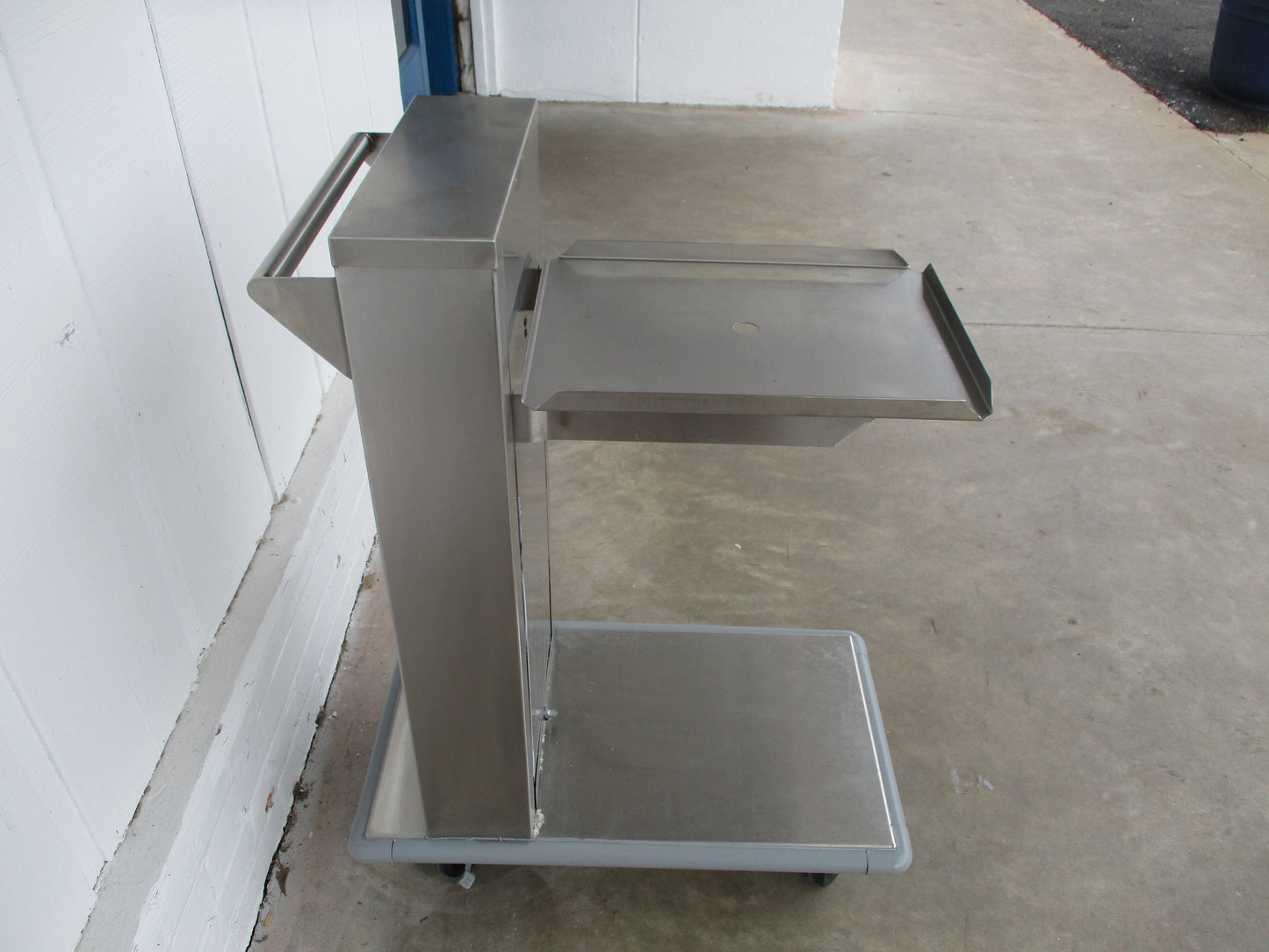 Delfield Single Self-Elevating Tray Dispenser for 12" x 16" Trays, #8507B