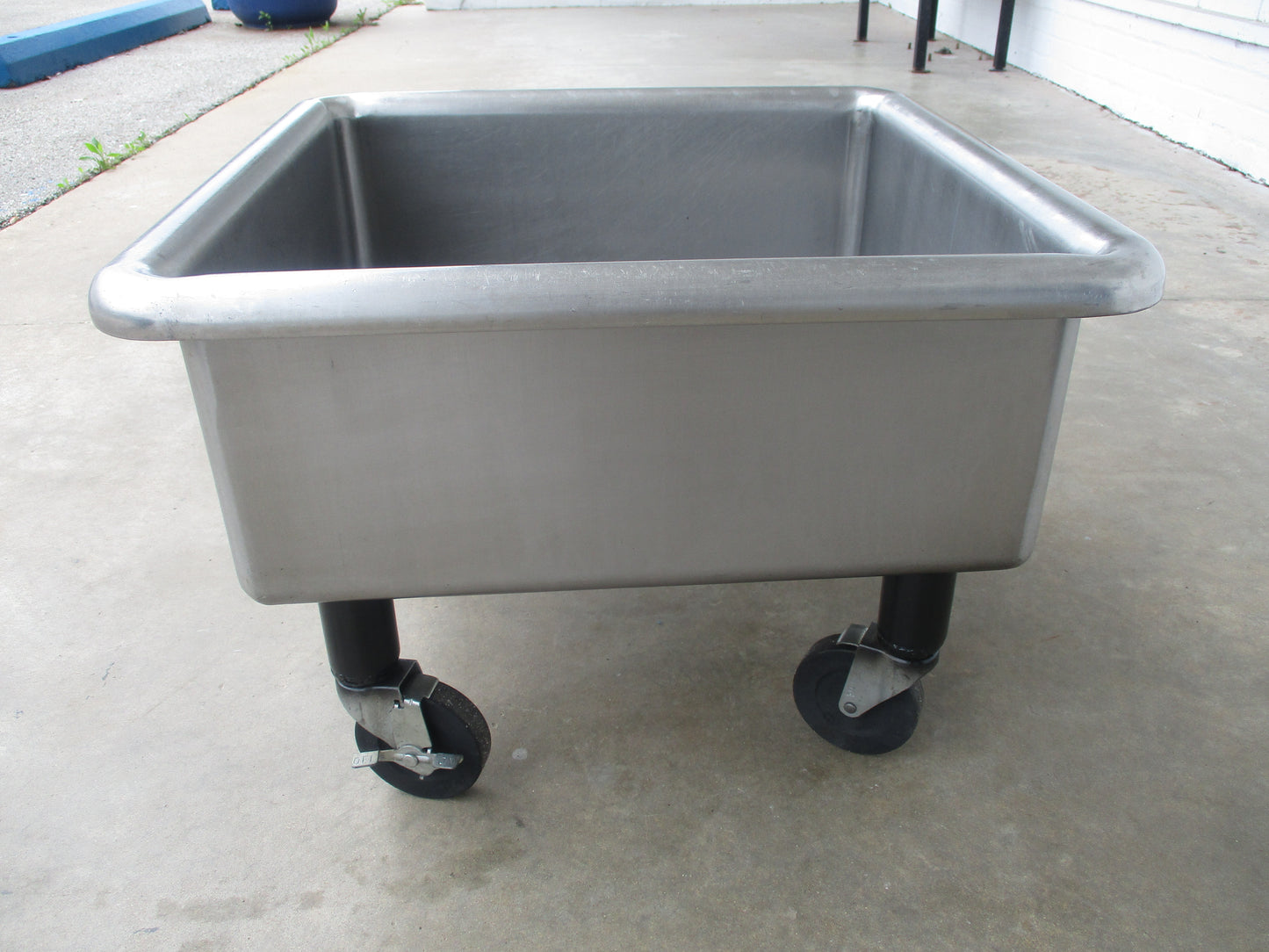 Commercial Stainless Steel Mobile Utility Soaking Sink with Drain Hole, #8619-A