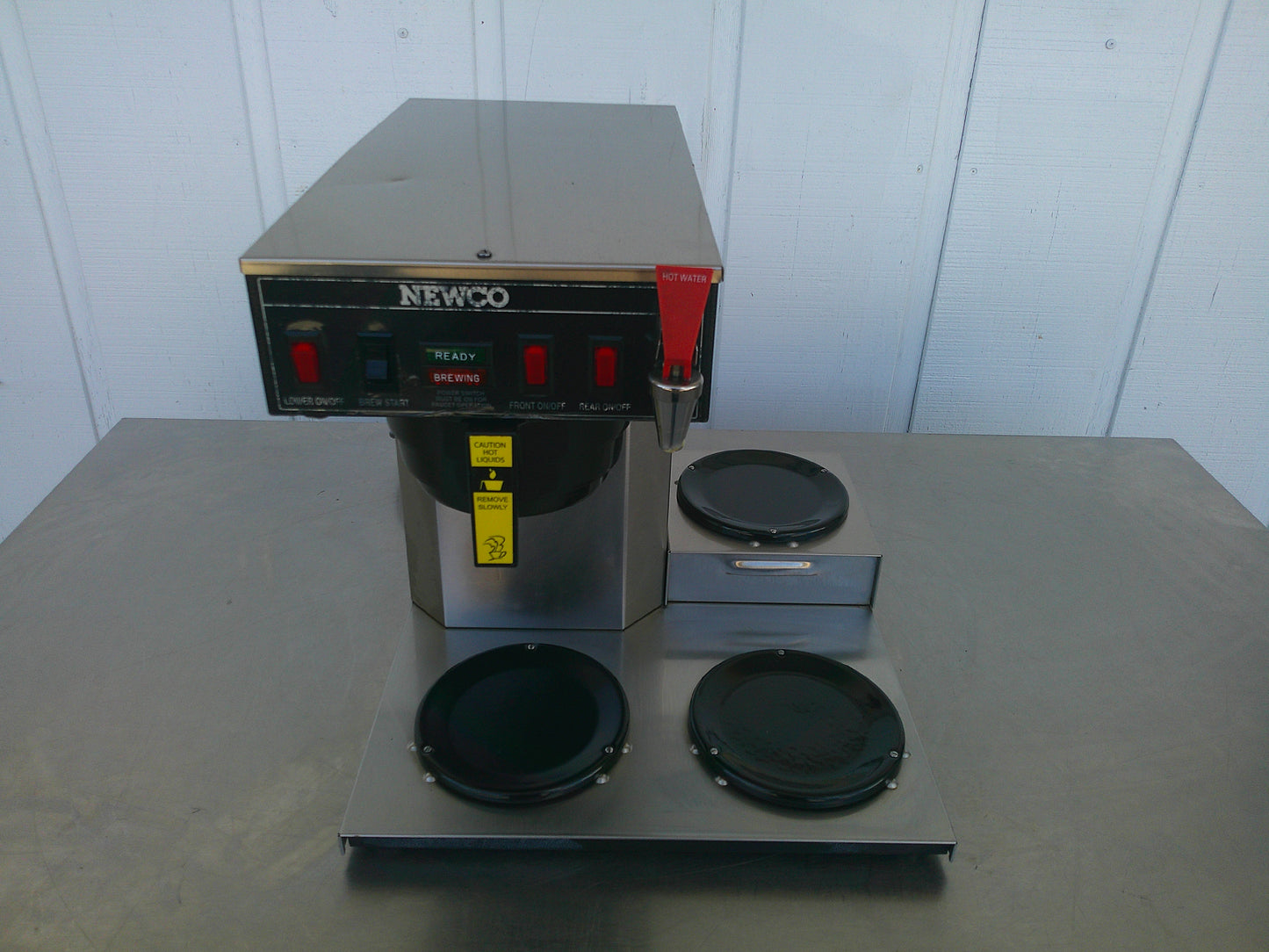 Newco ACE-LP, Automatic Commercial Coffee Brewer, Low Profile, TESTED, #8699-C