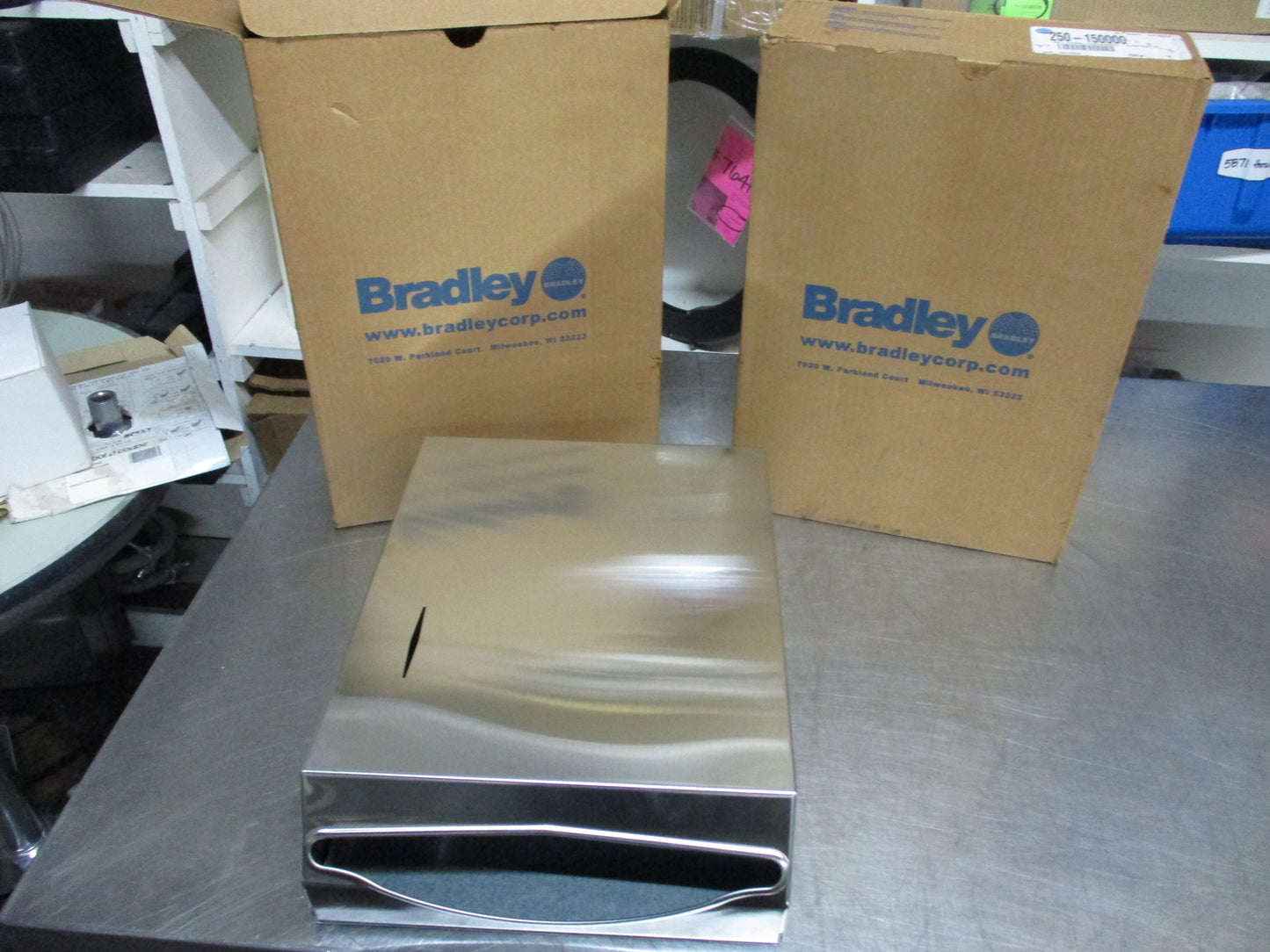 Bradley Towel Dispenser 250-15 Stainless Steel, NEW Open Box, #8918