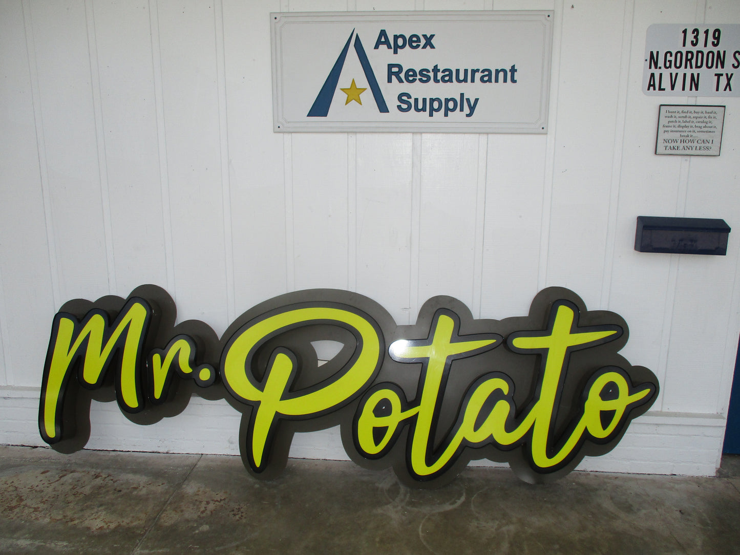 Large LED Restaurant Sign "Mr. Potato" 120" W x 40" H, Hardwired, TESTED, #8962