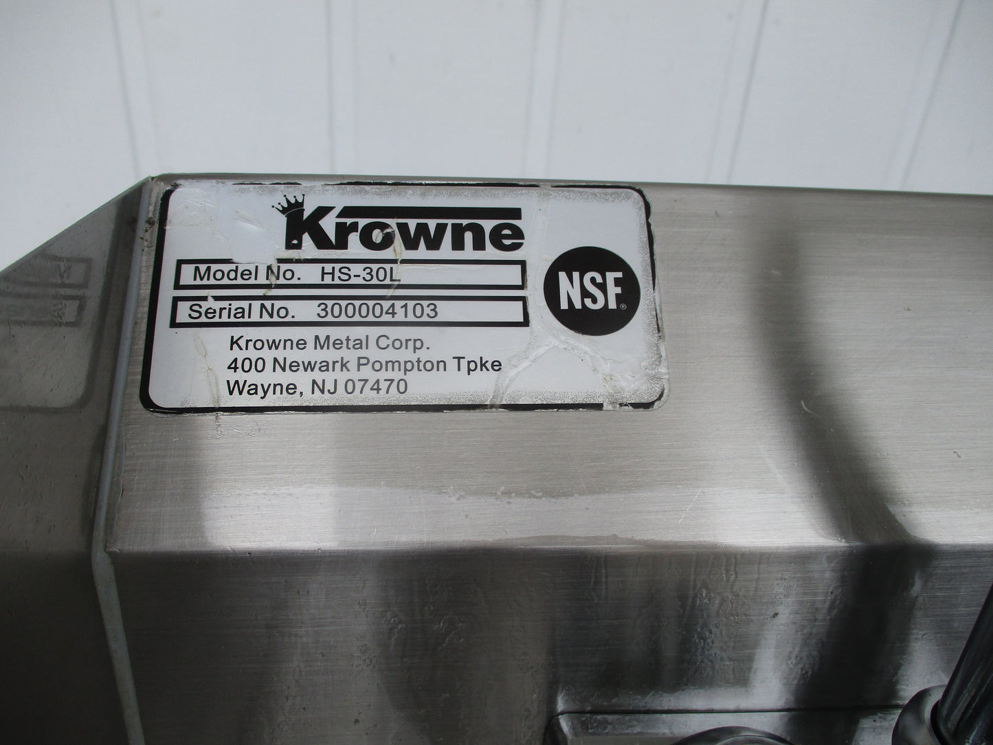 Krowne HS-30L Wall Mount Commercial Hand Sink w/ splash guards, 12.5"W x 17.25"D x 13.5", #9003