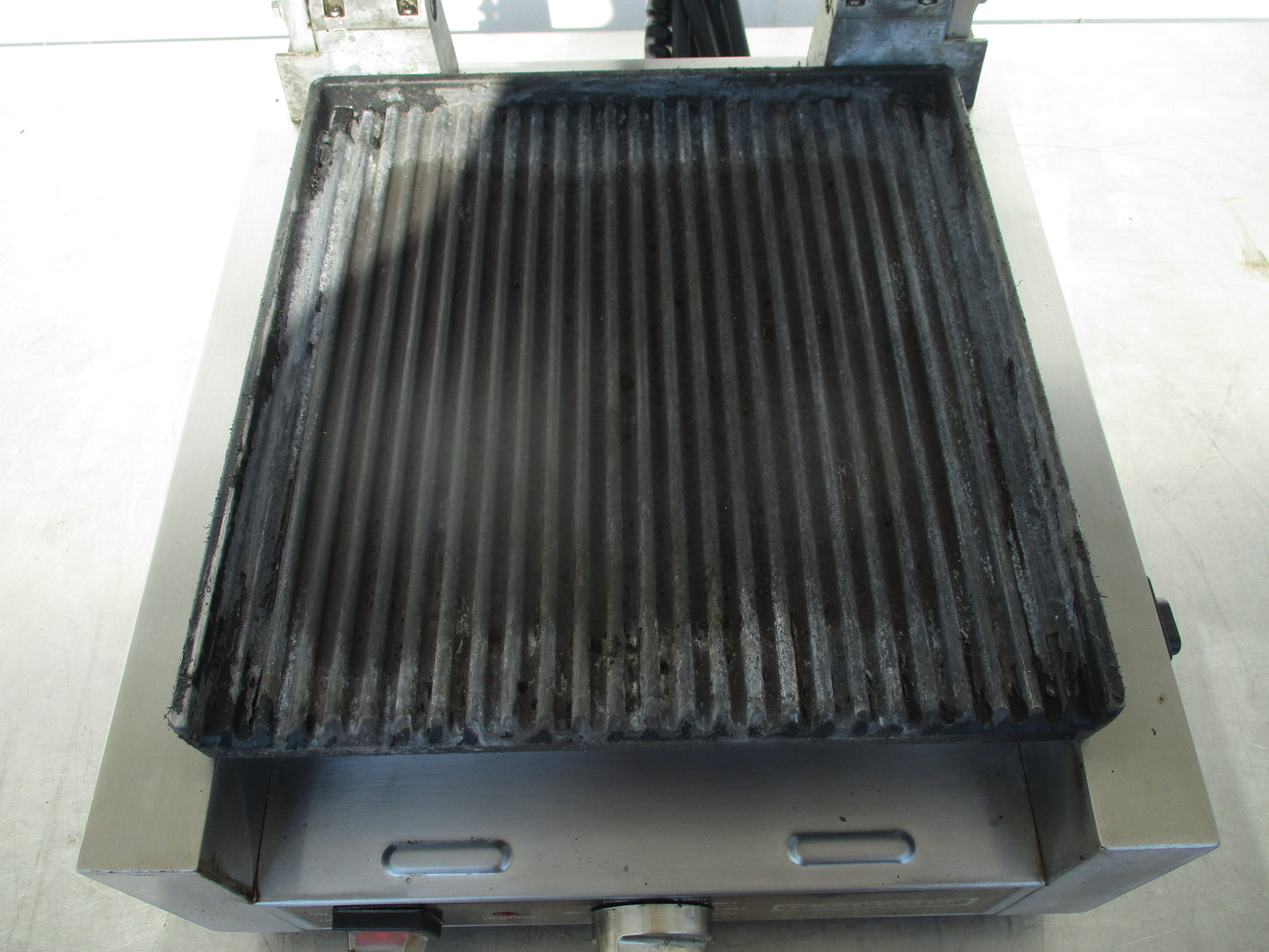 CHEF-BUILT® CPG-80, Medium Duty Panini Grill 9.5”x9.5”, 120v, TESTED, #9006