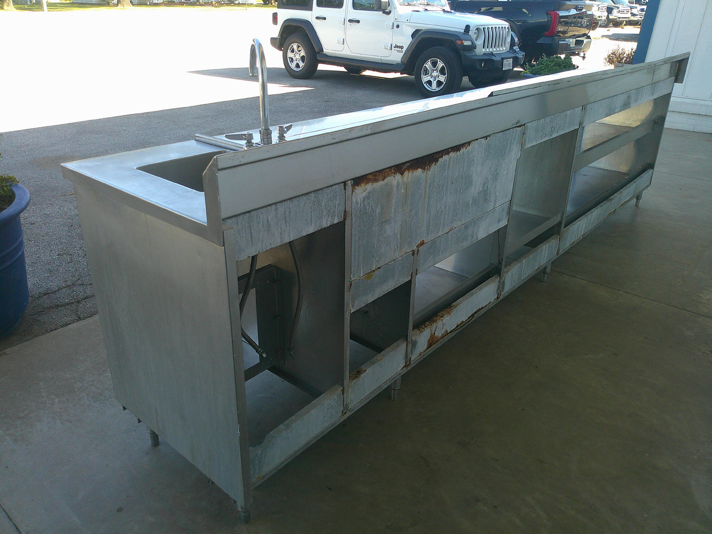 Stainless Steel XL Wait Station with Sink & Undershelves, HUGE STORAGE, #9221