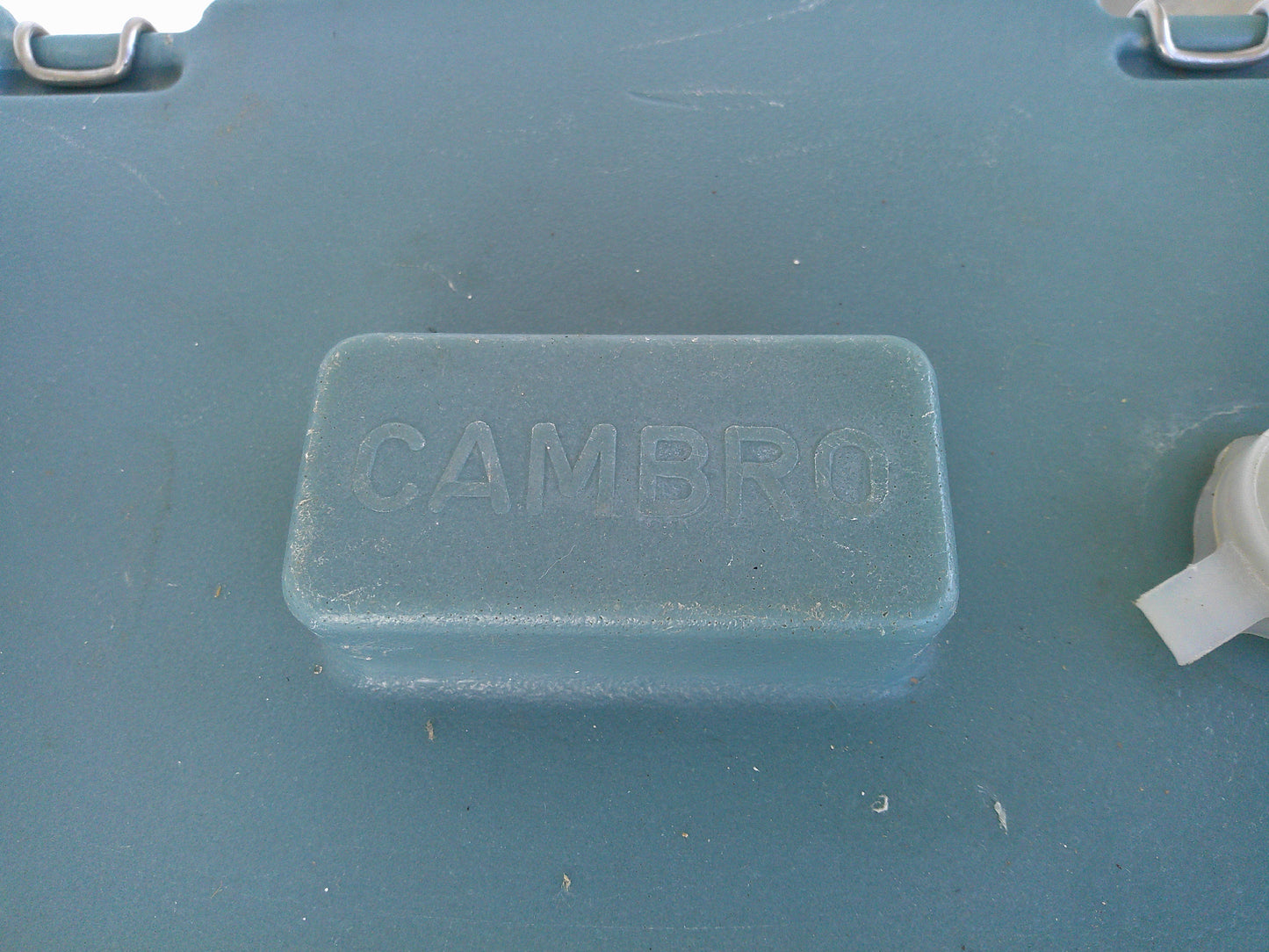 Cambro Camtainers®, #500LCD157, Portable Insulated Beverage Dispenser, #9272c