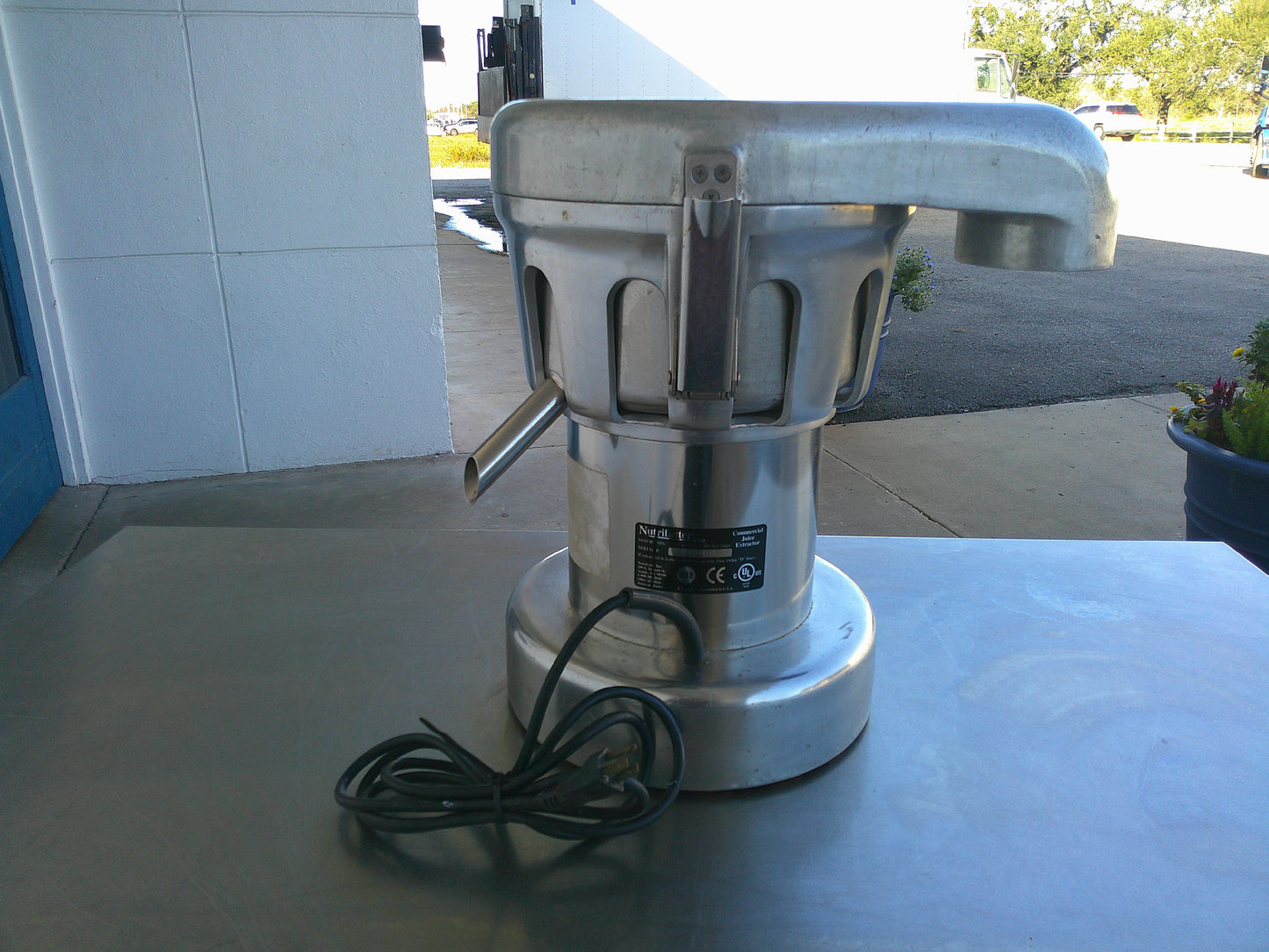 Nutrifaster N450, Stainless Steel Commercial Juice Extractor, TESTED, #9343c