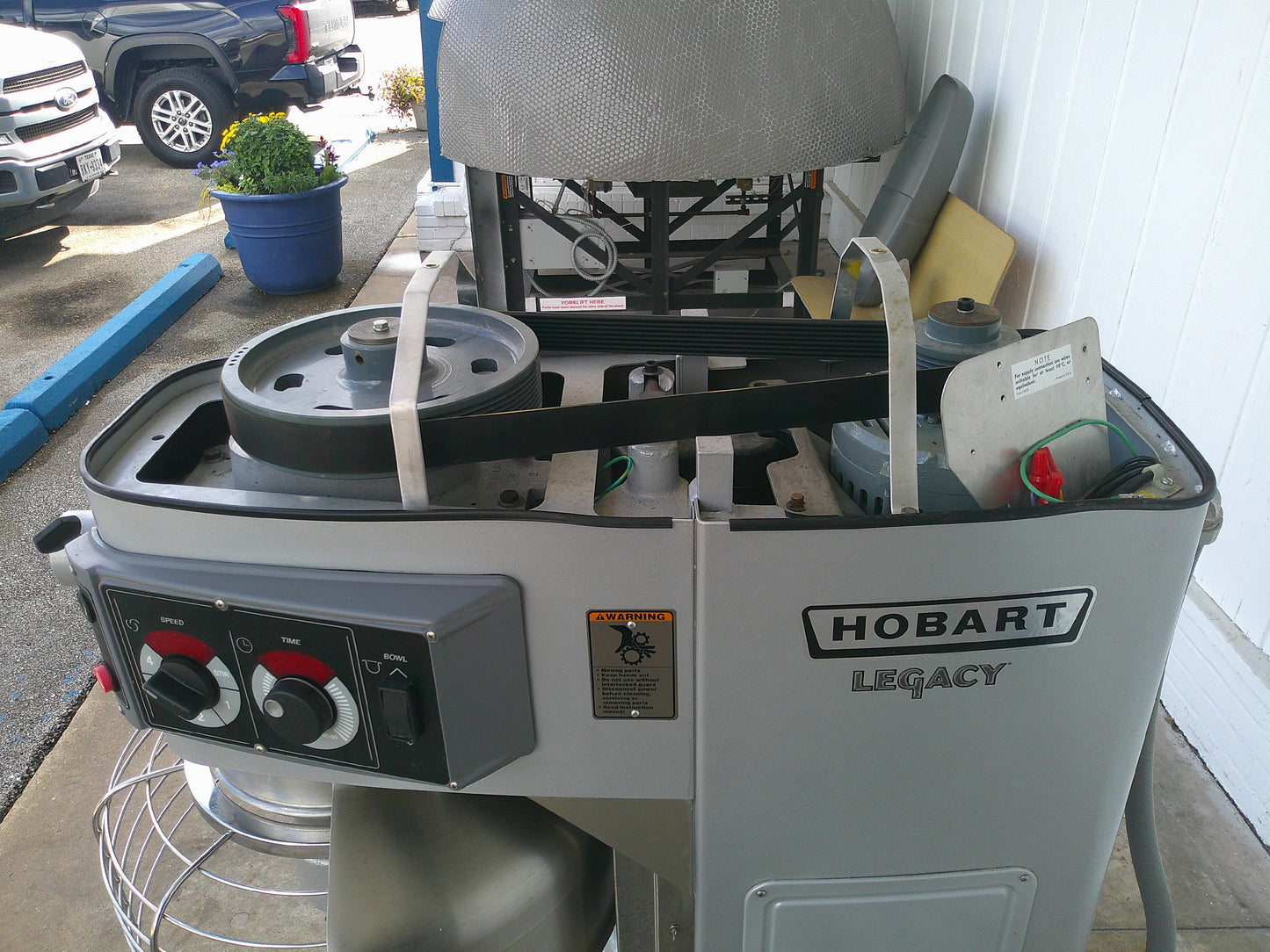 Hobart Legacy HL600-2STD, 60 Qt. HARDWIRED Mixer with Guard, TESTED, #9347c