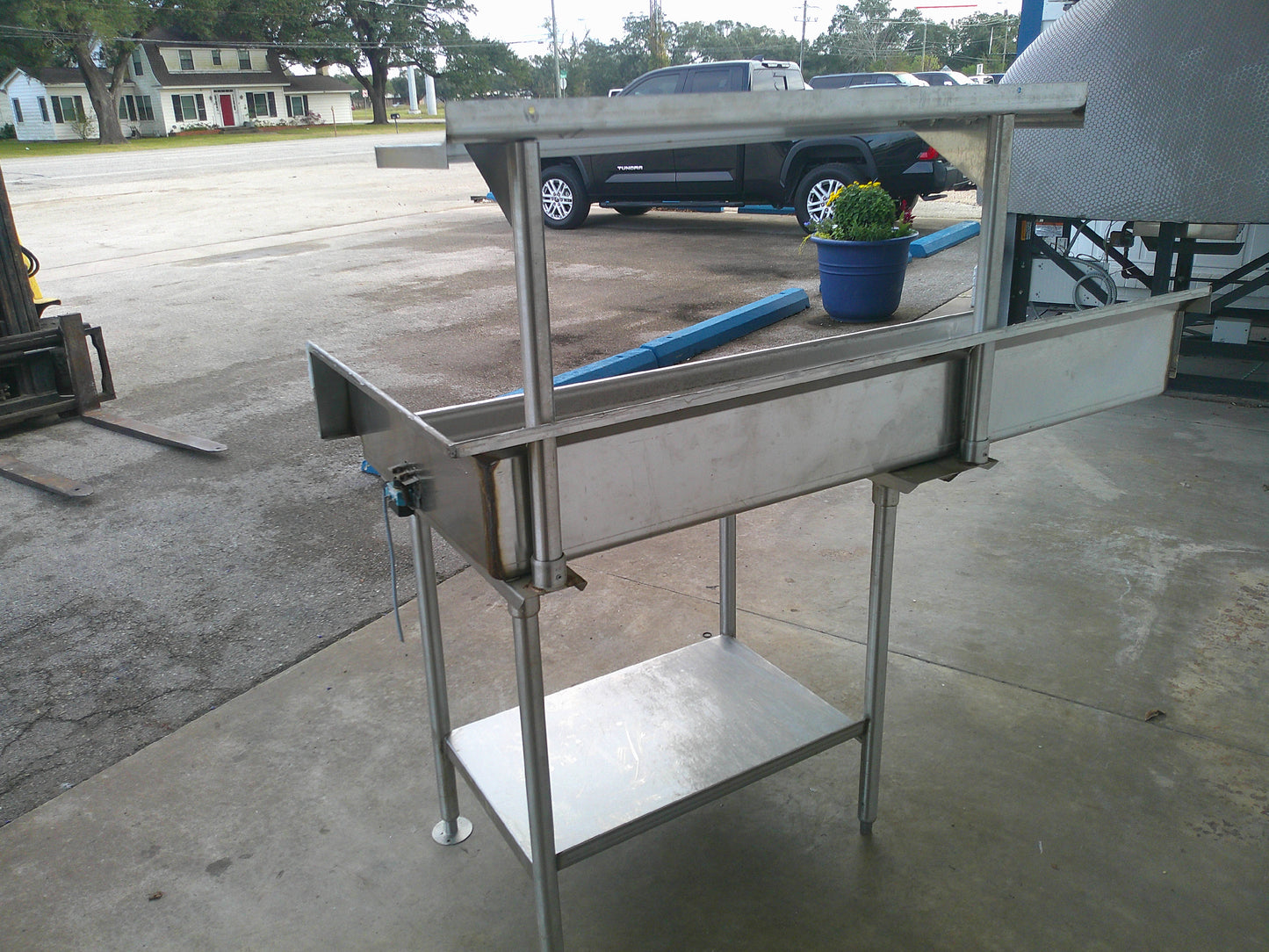 Stainless Steel Right-Side, Clean Dish Table w/ Shelf & Under Storage, #9355c