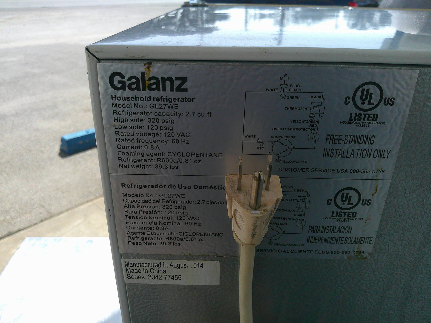 Galanz GL27WE, Compact Countertop Single-Door Mini Fridge, TESTED, #9543