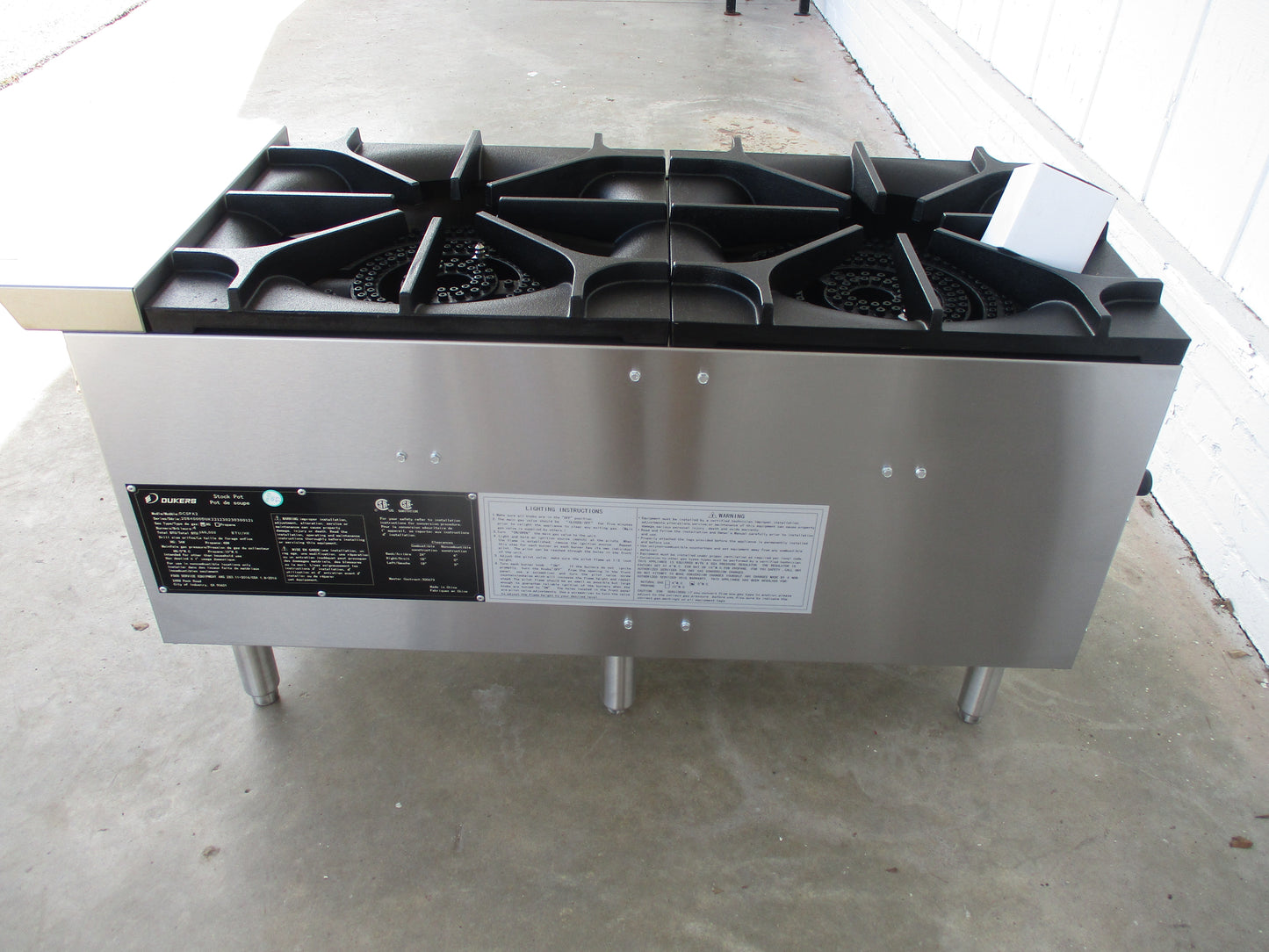 NEW Dukers DCSPA2 Double Stock Pot Gas Range, 4 Burner, Natural Gas, 160,000 BTUs