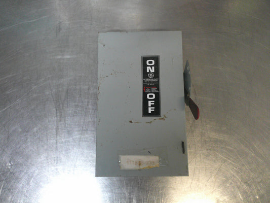 General Electric TGN3322, Non-Fuse Indoor Safety Switch, 60 Amp, TESTED, #9390