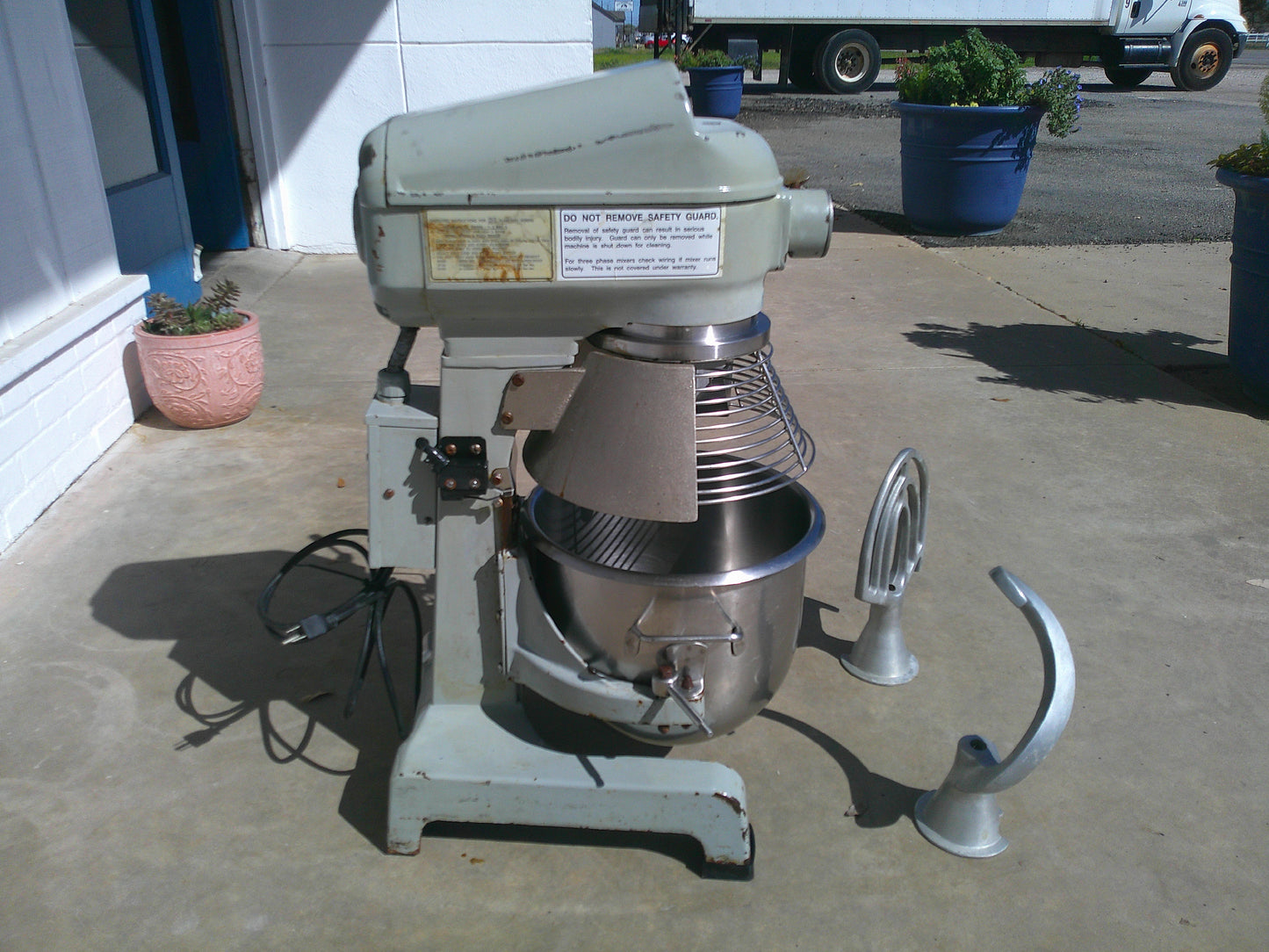 Spar 200-J, Planetary 20 qt Mixer with Bowl, Dough Hook & Beater, TESTED, #9476c