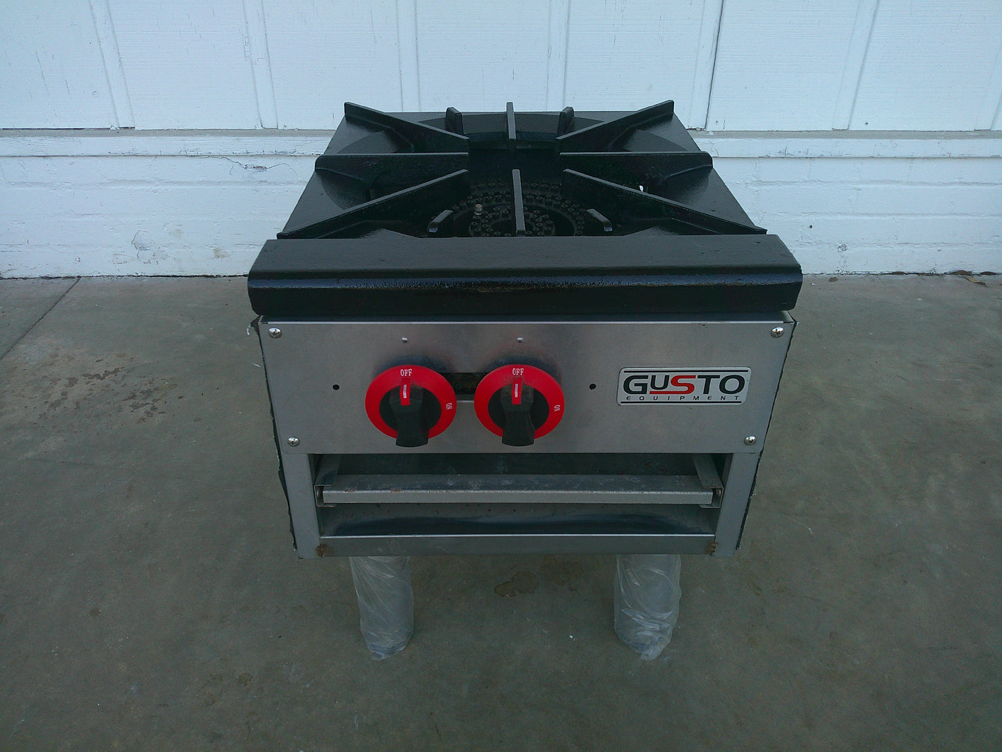 Gusto SPR, Stainless Steel Natural Gas Low-Profile Stock Pot Range, #9467c