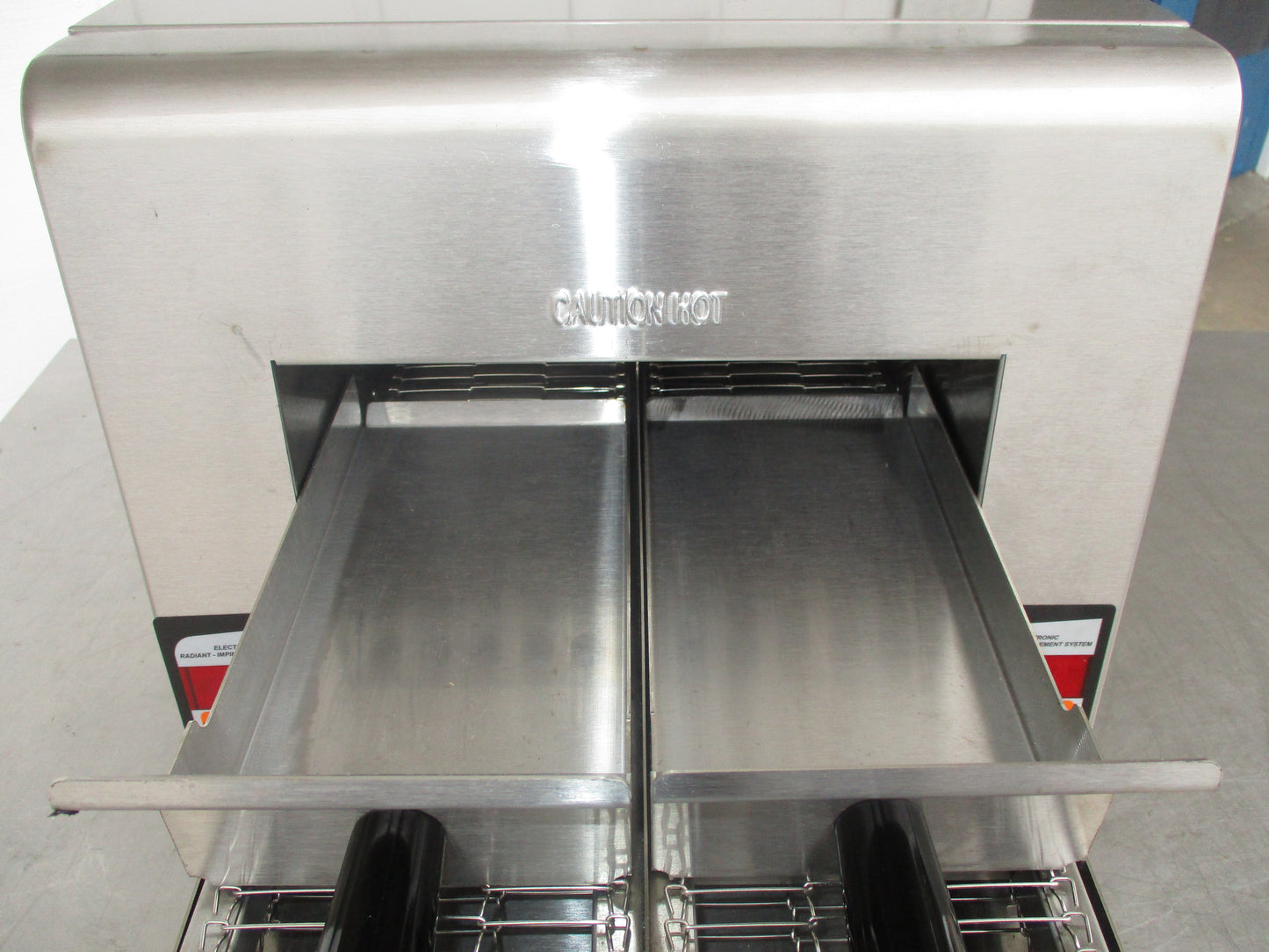 Star Holman #IRCS2-SBK Conveyor Toaster 208v, 1PH, TESTED, Showroom Model, #8403