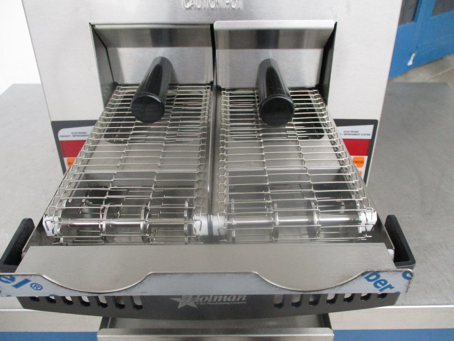 Star Holman #IRCS2-SBK Conveyor Toaster 208v, 1PH, TESTED, Showroom Model, #8404