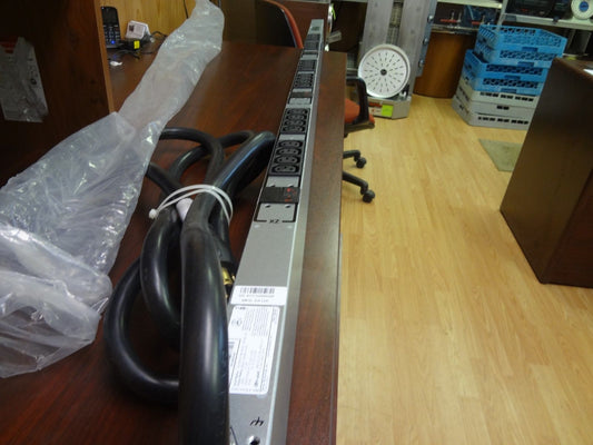 Server Technology NA-PDU-002, Metered PDU 24-Outlet, 208/50-60Hz, New-Old Stock, #290