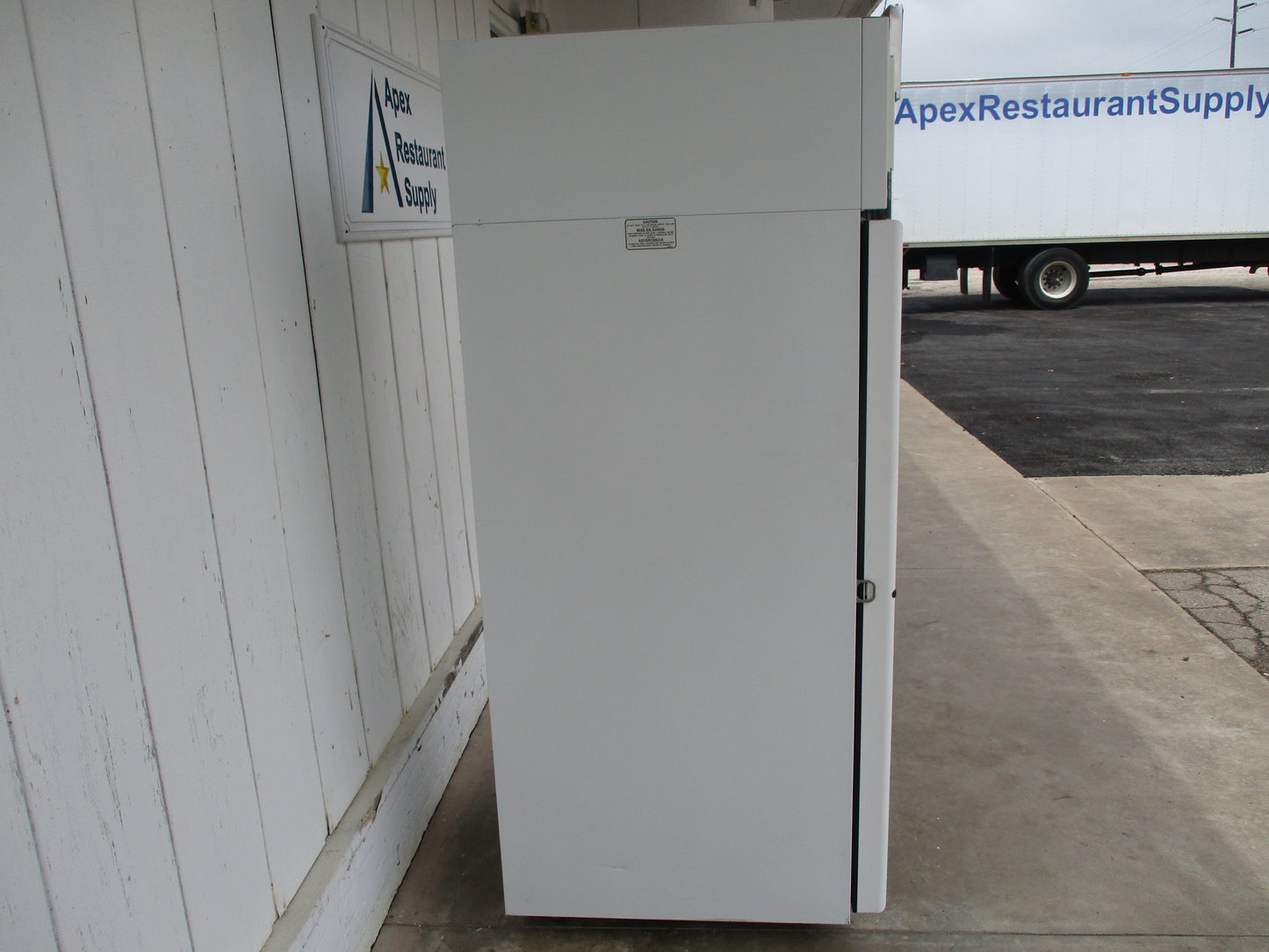 Nor-Lake #NSBR241WWG/0 Refrigerator, 24 cu. ft. with casters, Glass Door, 115V/60Hz/1PH, #7810