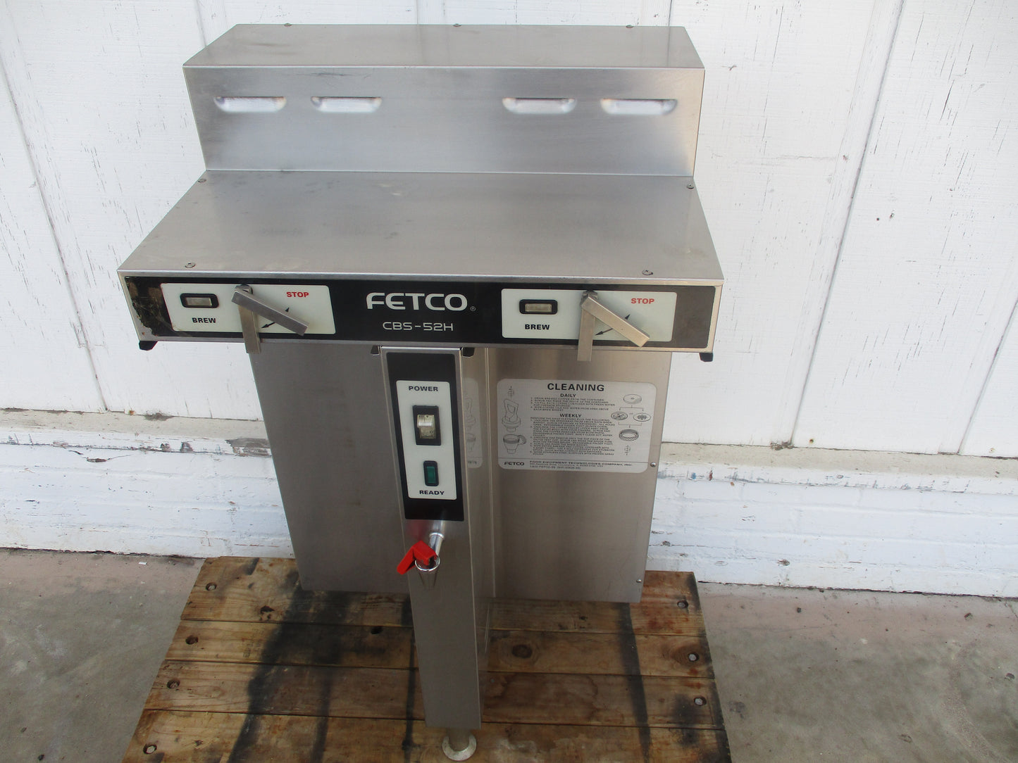 Fetco CBS-52H-15 Thermal Coffee Maker 120/208240v #6639