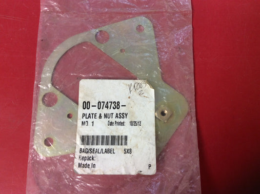 Hobart 00-074738, Plate Nut Assembly, Motor Start Switch Bracket for 4812 & A-200, New-Old Stock, #2891