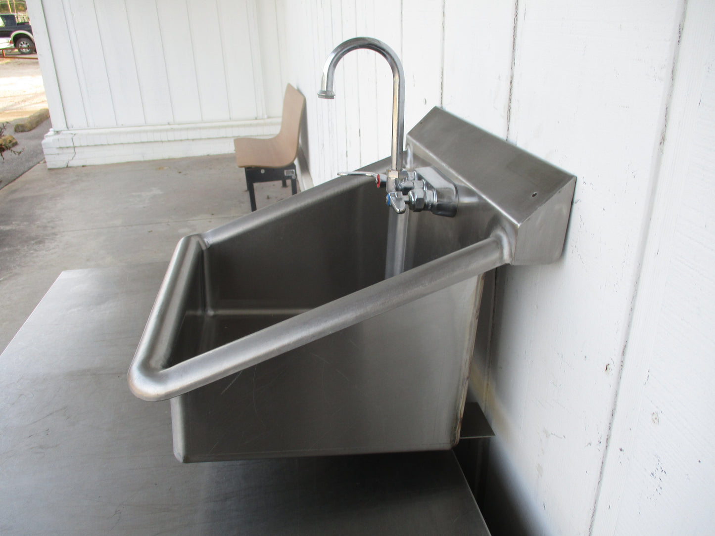 All Stainless Steel Wall Mount Sink With Faucet 20x18x15 #6228